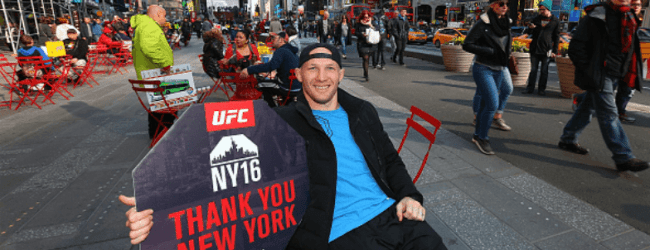 Ryan LaFlare vecht tegen Alex Garcia tijdens UFC Atlantic City