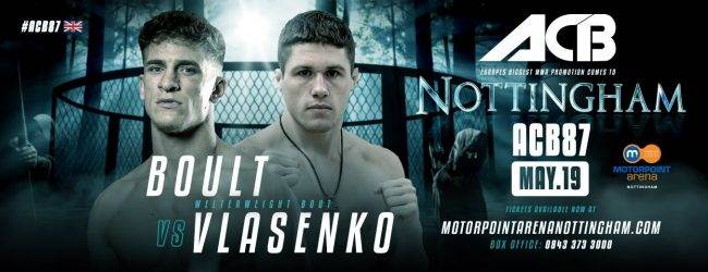 Sam Boult treft Stanislav Vlasenko tijdens ACB 87 in Nottingham