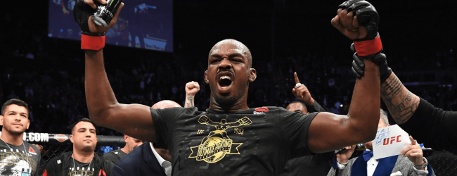 Jon Jones geeft Johnny Walker een snauw