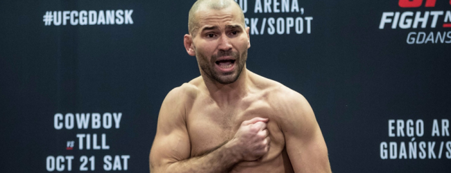 Featherweight Artem Lobov verlaat op eigen verzoek de UFC