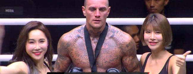 Nieky Holzken heeft weinig problemen met Mustapha Haida in Unanimous Decision overwinning