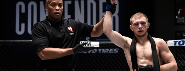 Casey Kenney pakt wederom short notice partij, ditmaal in de UFC tegen Ray Borg