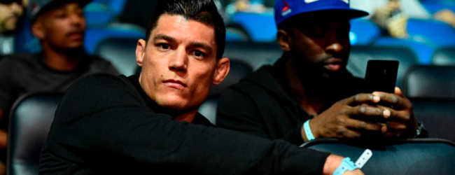 Alan Jouban en Jared Gooden treffen elkaar tijdens UFC 255