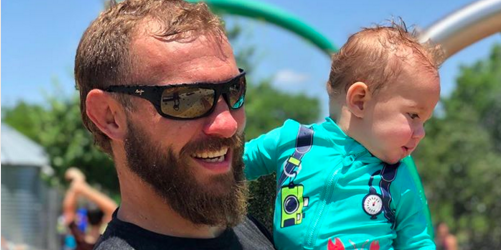 Zo vieren MMA vechters vaderdag