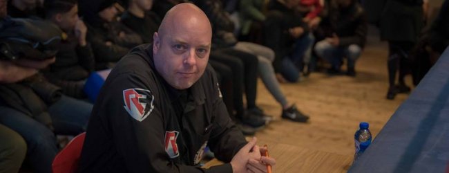 Exclusief interview met Glen Huisman, pionier in het scheidsrechters en jury gilde