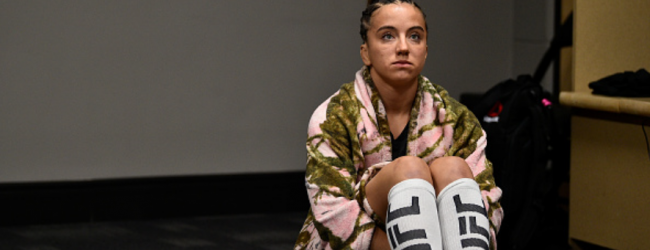 Maycee Barber treft Gillian Robertson tijdens UFC on ESPN 6 in Boston