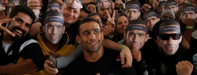 Fabricio Werdum keert terug van schorsing tegen Alexey Oleynik tijdens UFC 250 in São Paulo