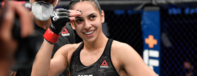 Antonina Shevchenko treft Ariane Lipski tijdens UFC 255 op 21 november