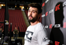 Welterweight gevecht tussen Carlos Condit en Max Griffin tijdens UFC 264