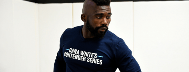 Impa Kasanganay vs. Sasha Palatnikov toegevoegd aan UFC evenement op 10 april