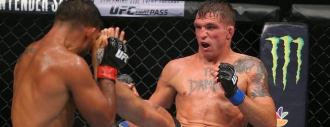 Darren Elkins treft Eduardo Garagorri op 7 november