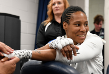 Zarah Fairn Dos Santos treft UFC debutante Josiane Nunes tijdens UFC evenement op 17 april